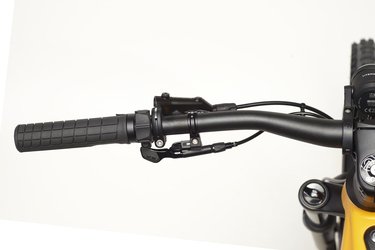 Thumbnail - M850  Full Suspension ATB
