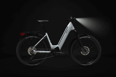 Thumbnail - E900 Crossover