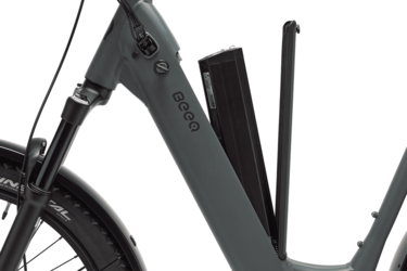 Thumbnail - E900 Crossover