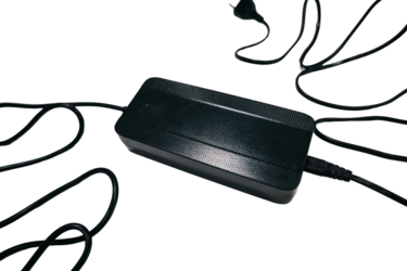 Thumbnail - Carregador 4A - Phylion (M700 e E900)